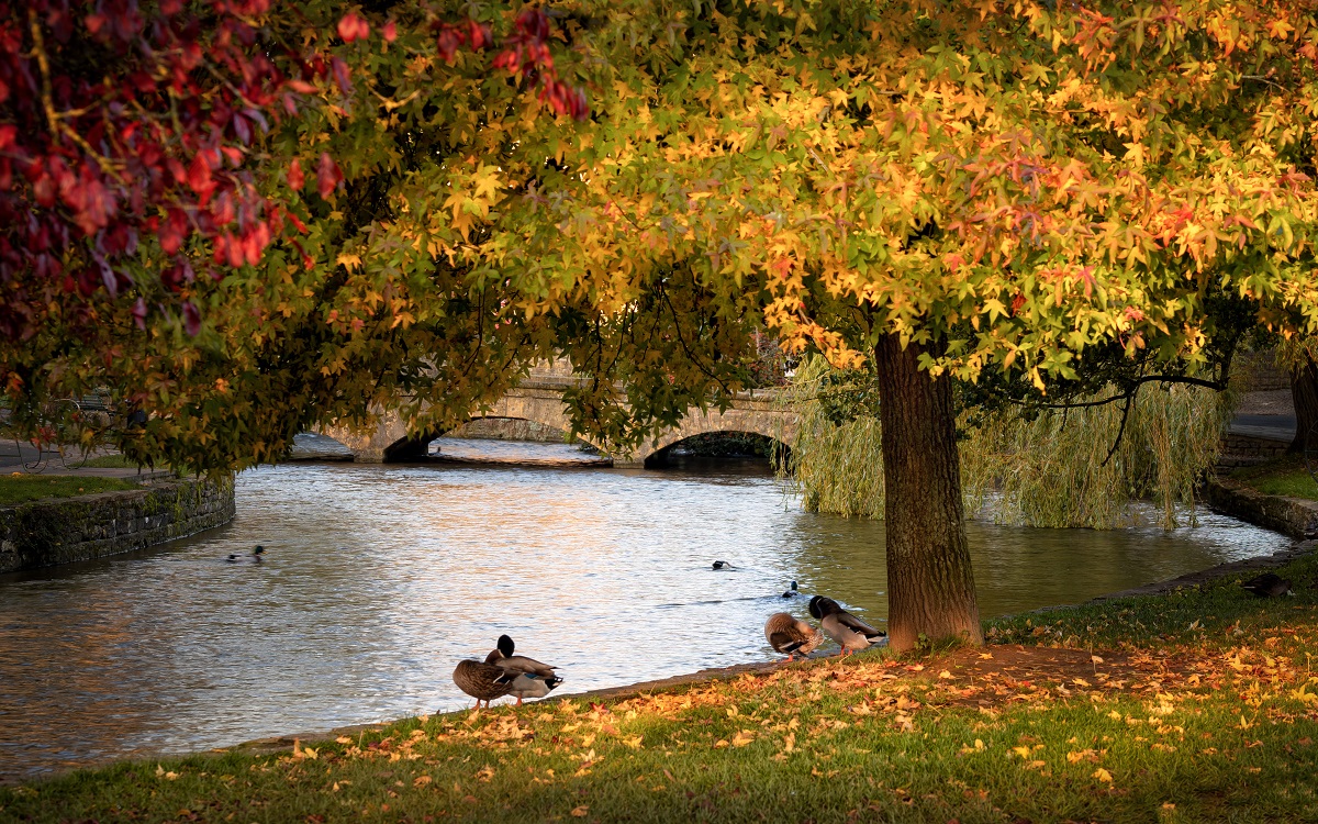 So Lovely It Hurts Beautiful Cotswold Villages In Autumn I Heart Britain